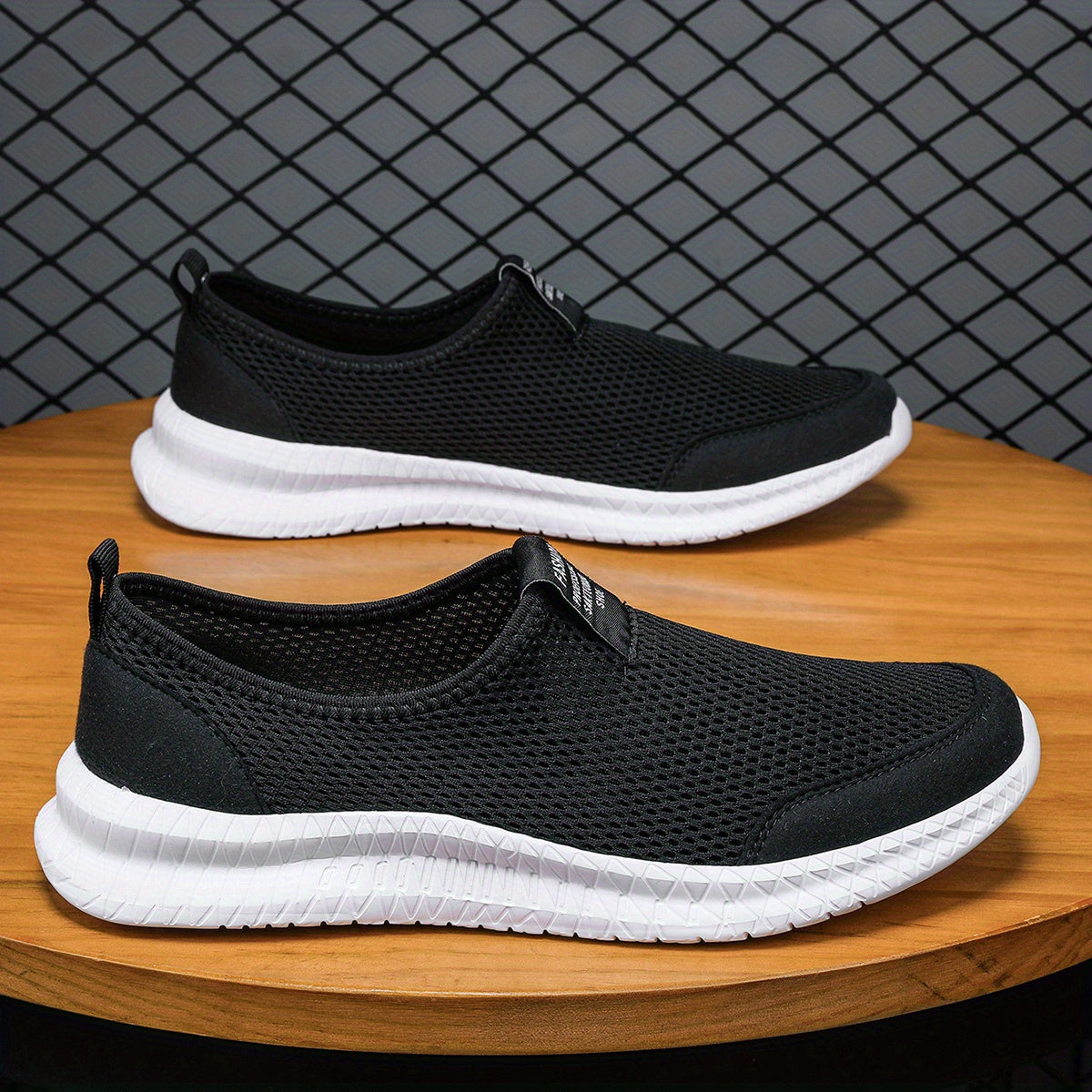 Men's Lightweight Slip On Casual Shoes for Traveling Jogging