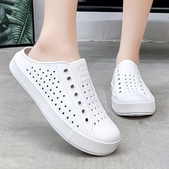 Women's Flat Water Clogs Closed Toe Hollow Out Solid Slip On Beach Sandals