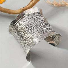 Vintage Elephant Pattern Cuff Bangle Silver Plated Jewelry