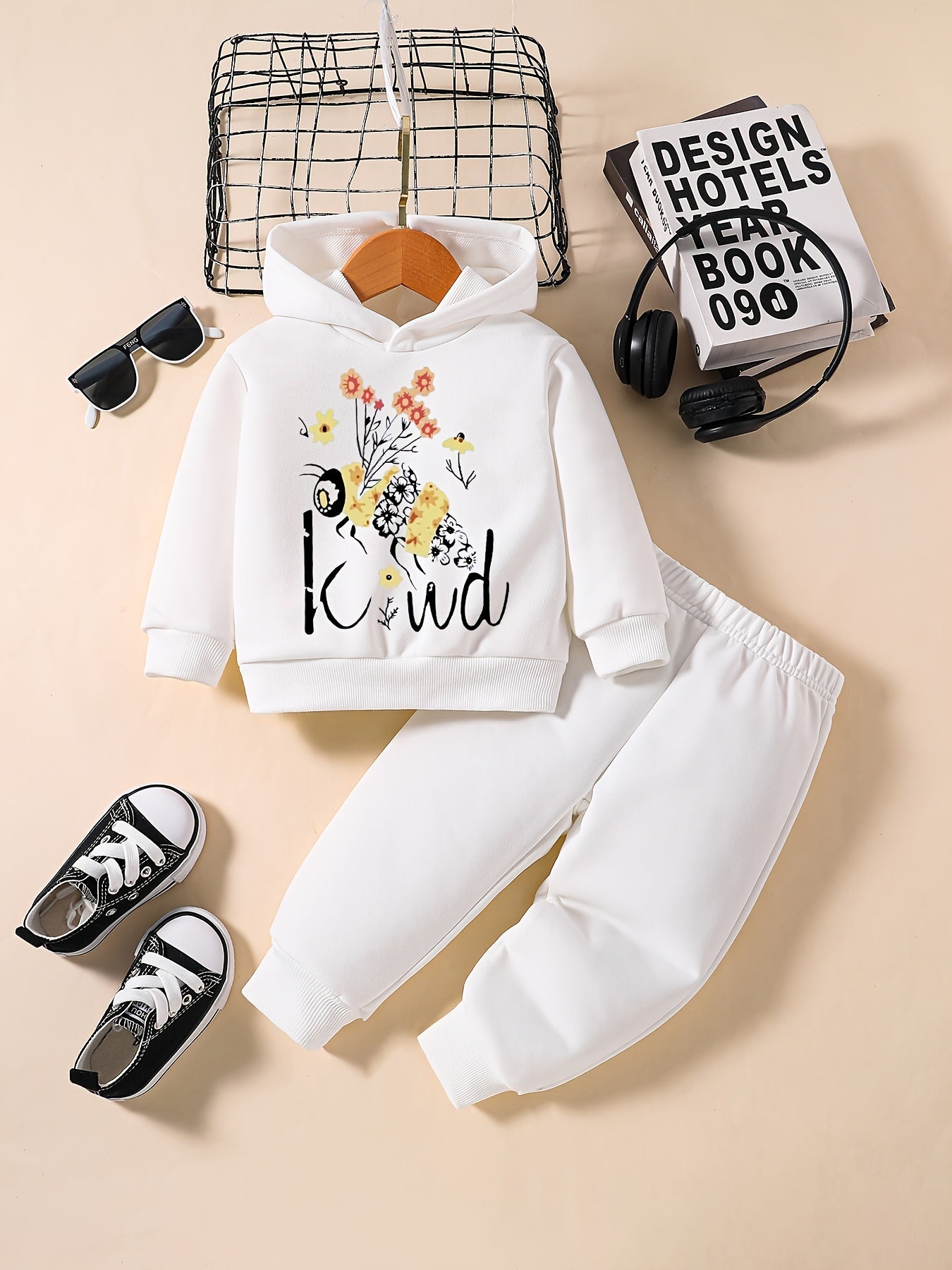 Baby Girl Floral Graphic Sweatshirt Pants Casual Set