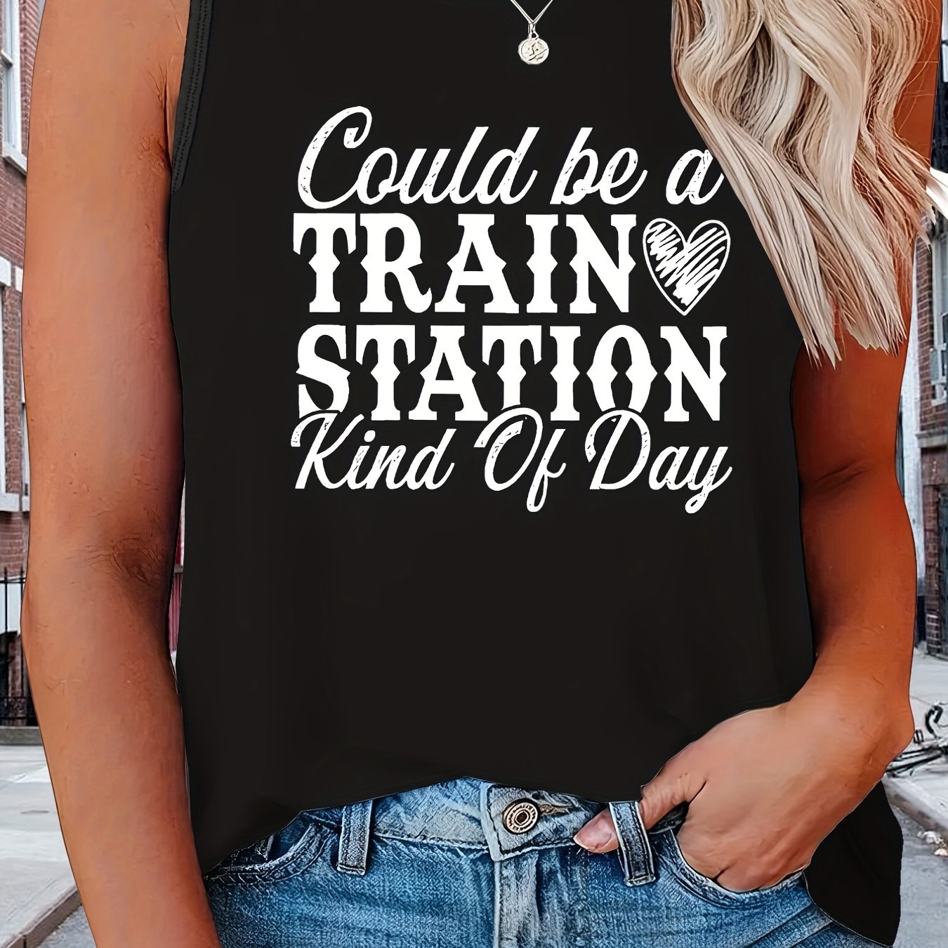 Women's Plus Size Casual Tank Top with Slogan & Heart Print