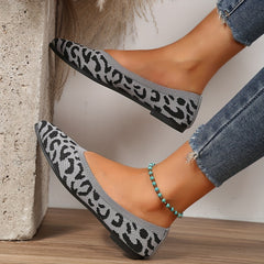 Leopard Print Flat Shoes Breathable Point Toe Lightweight Walking Shoes