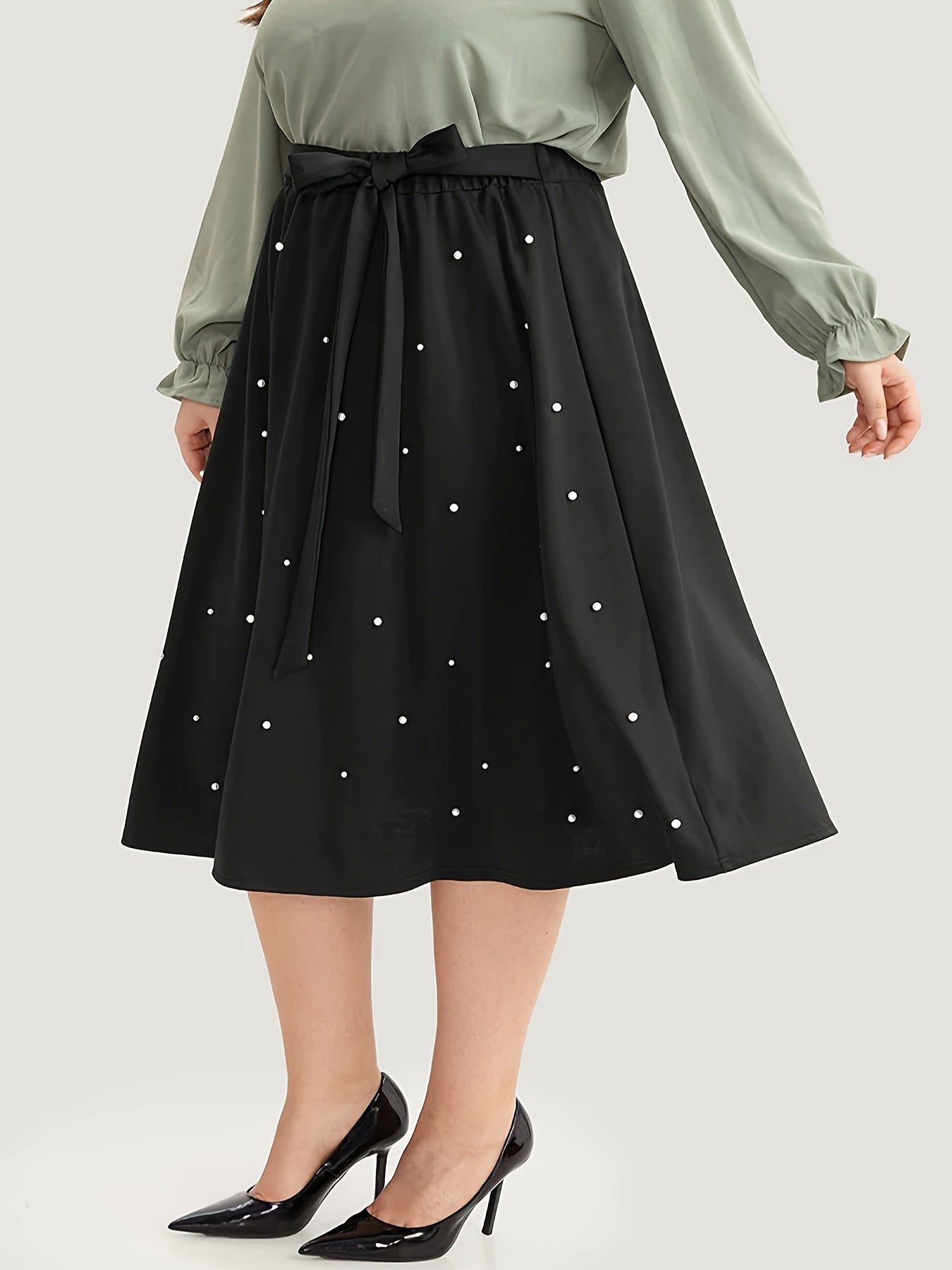  Solid Faux Pearl Decor Maxi Skirt