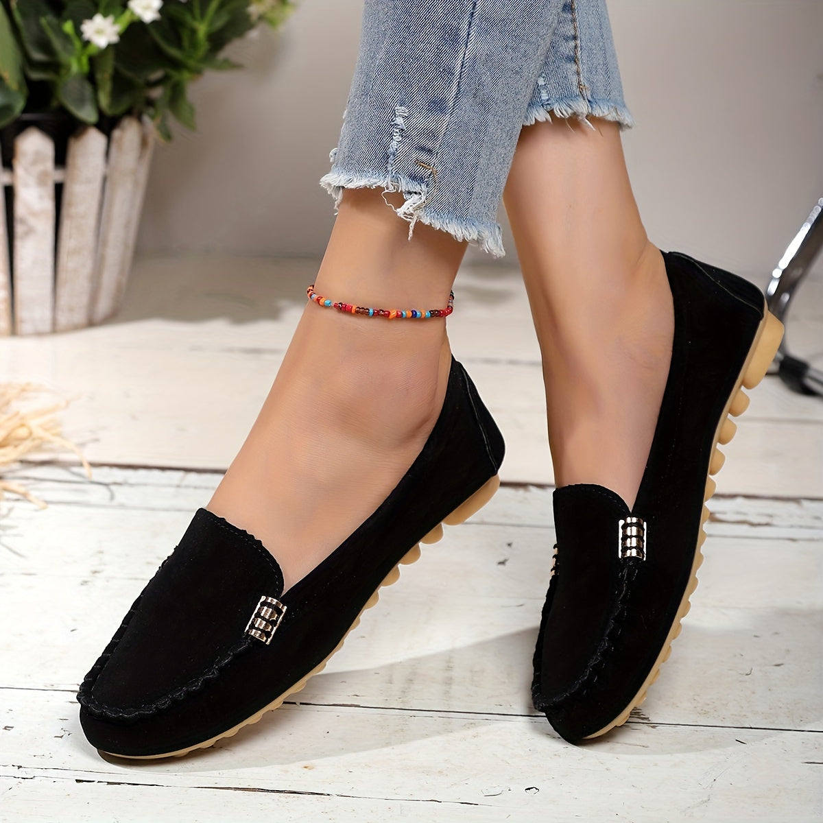 Women's Metal Decor Loafers Non Slip Slip On Walking Shoes Comfort Flat Shoes