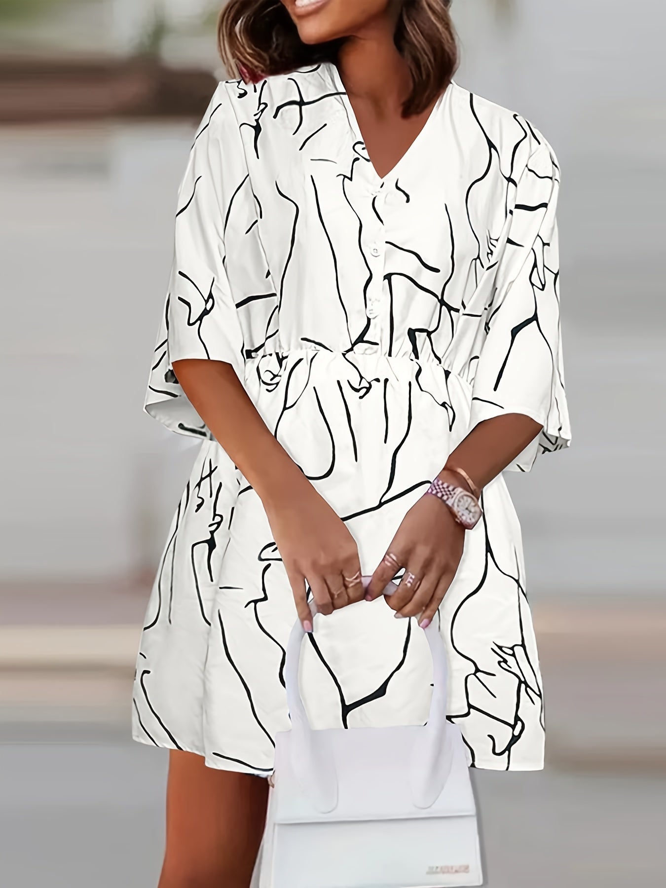  Random Print Half Sleeve V Neck Button Decor Dress