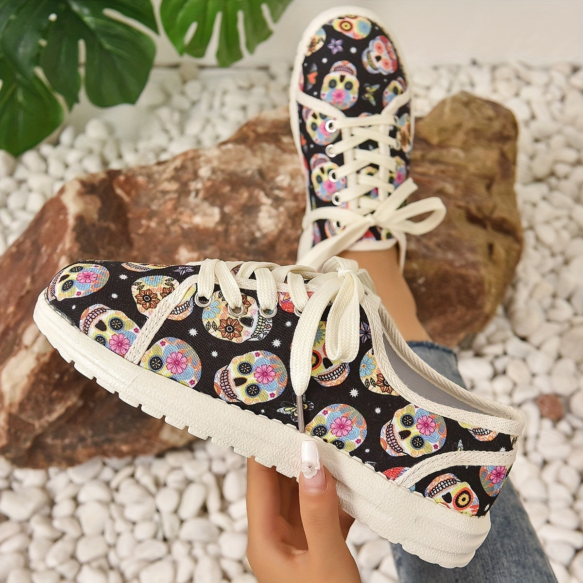 Colorful Skull Graphic Sneakers Lace Up Flat Canvas Shoes
