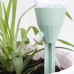 2pcs Automatic Plant Waterer Drip Adjustable Garden Irrigation Tool