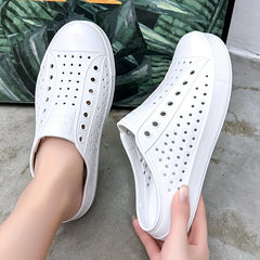 Women's Flat Water Clogs Closed Toe Hollow Out Solid Slip On Beach Sandals