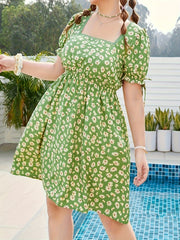  Ditsy Print Puff Sleeve Square Neck Mini Dress