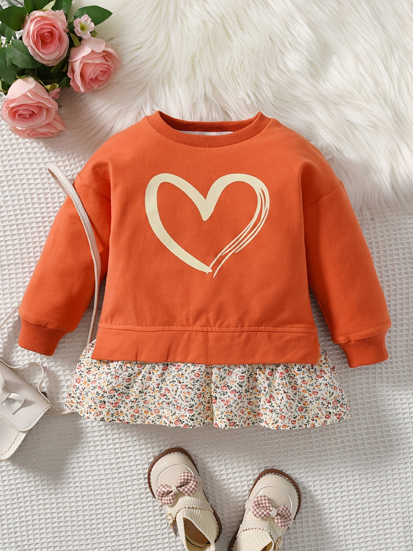 Girls Love Print Crew Neck Sweatshirt