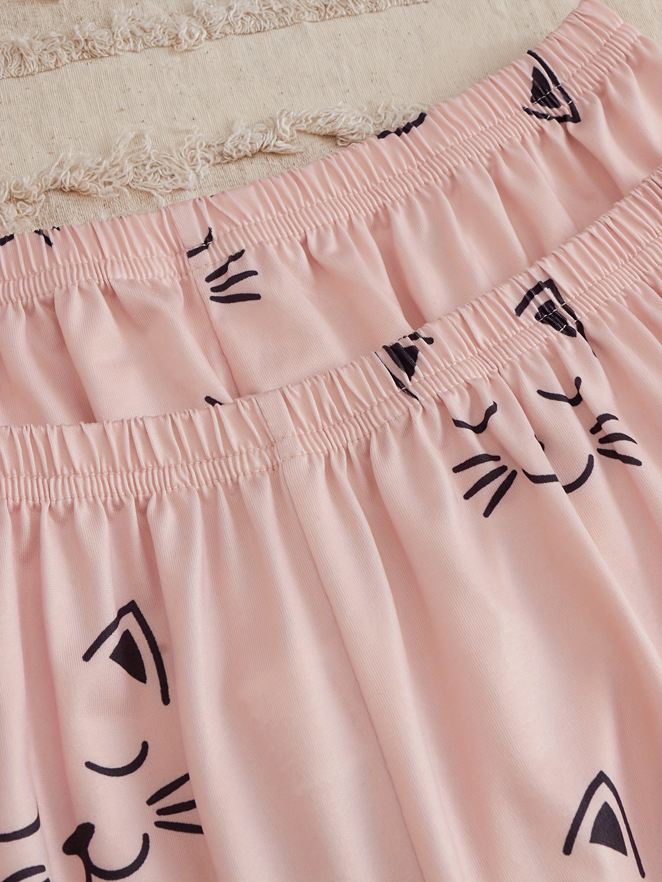 Cat Print Pajamas Set Short Sleeve Crew Neck Top & Shorts & Pants
