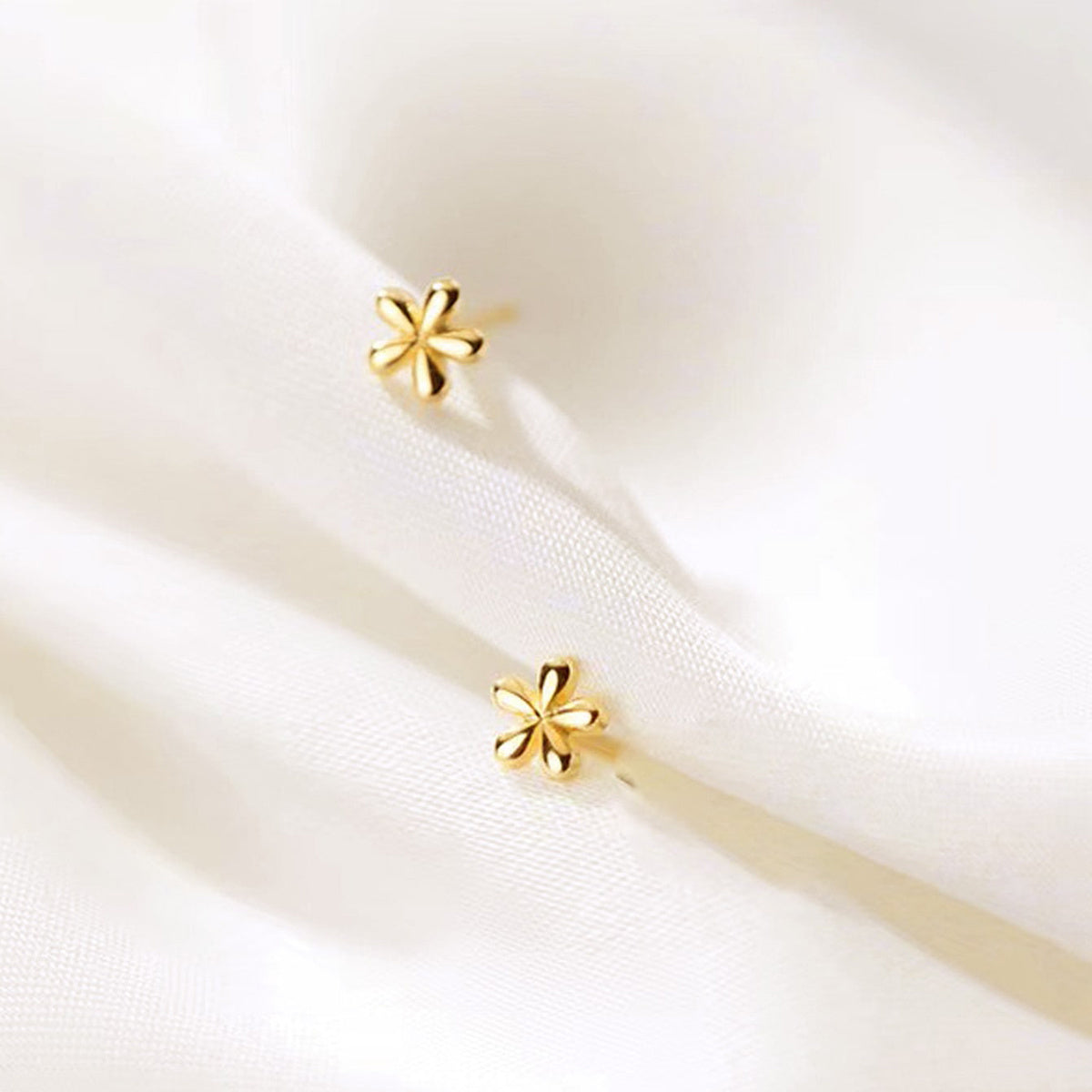 Small Floral Stud Earrings in Golden and Silver
