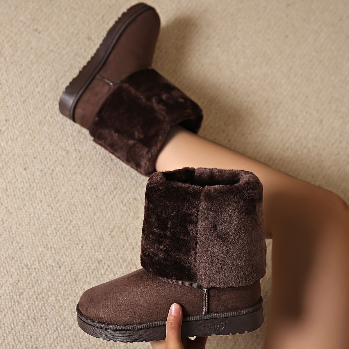 Women's Fleece Lined Snow Boots Anti slip Lightweight Flat Outdoor Mid Calf Boot