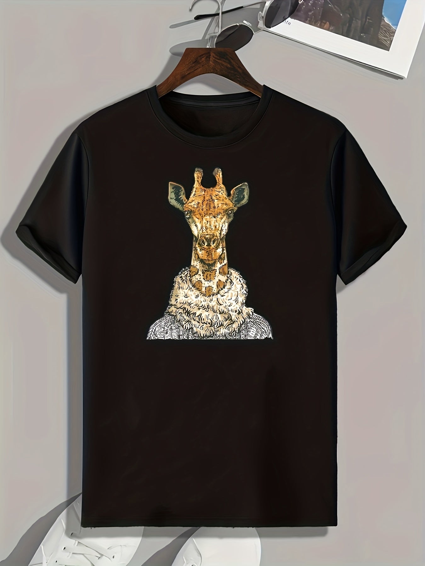 Giraffe Print Men's Graphic T shirt for Summer