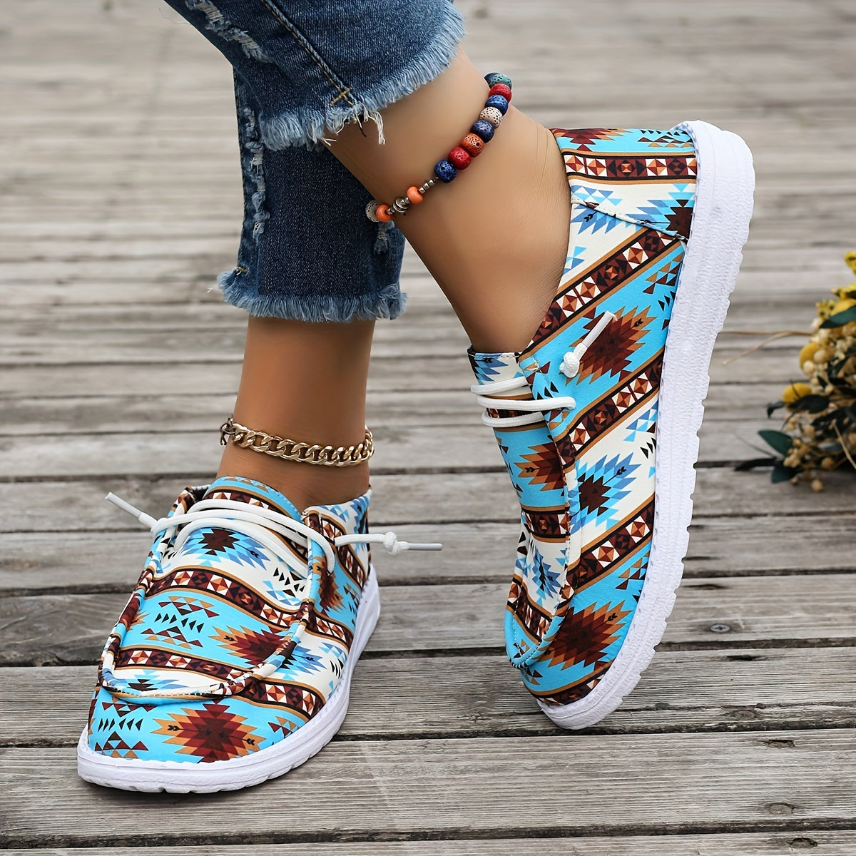 Retro Floral Print Low Top Sneakers Lightweight Casual Walking Shoes