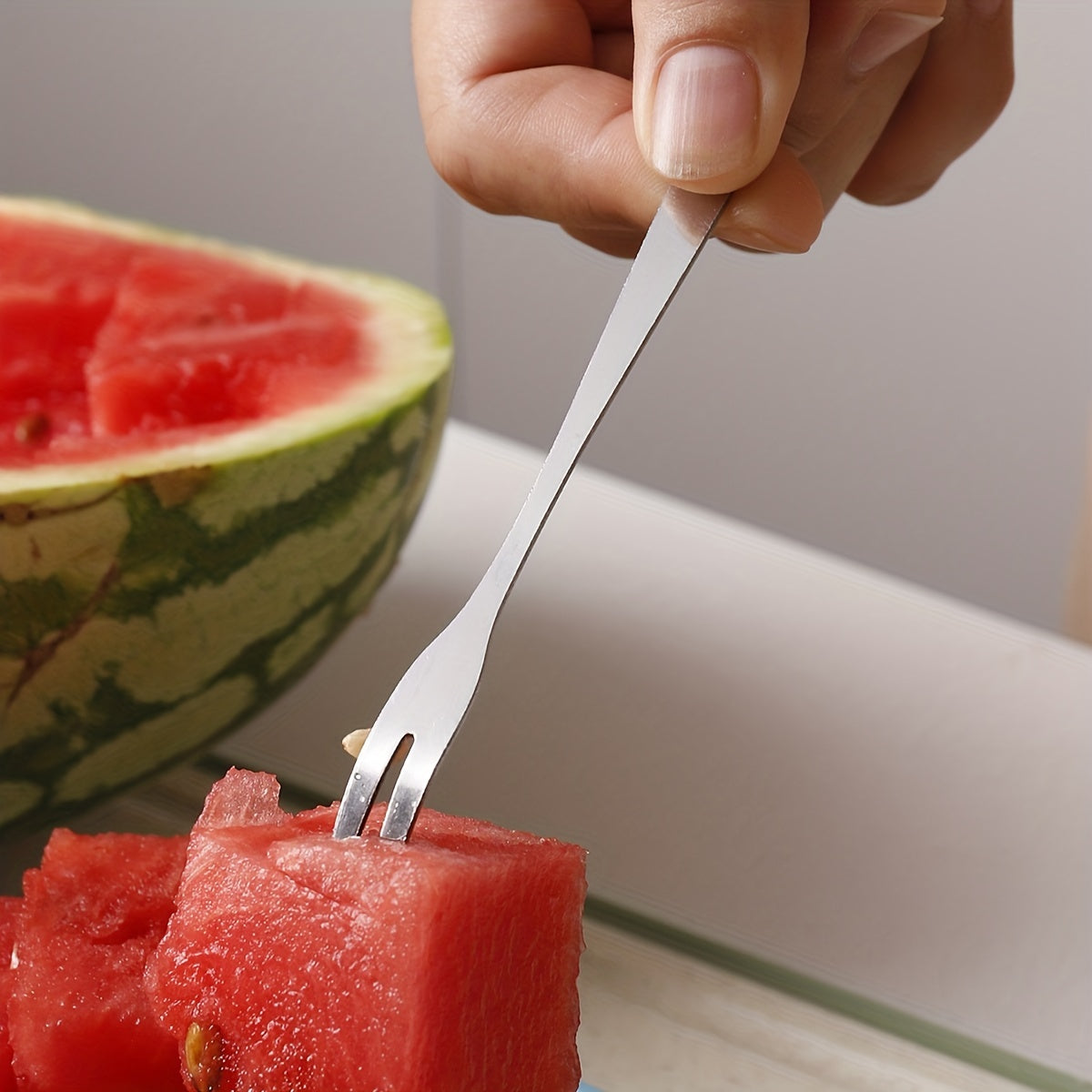 6pcs Watermelon Slicer Set with 5 Forks - Stainless Steel Cutter and Divider