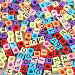 100pcs Colorful Letter Acrylic Beaded Accessory