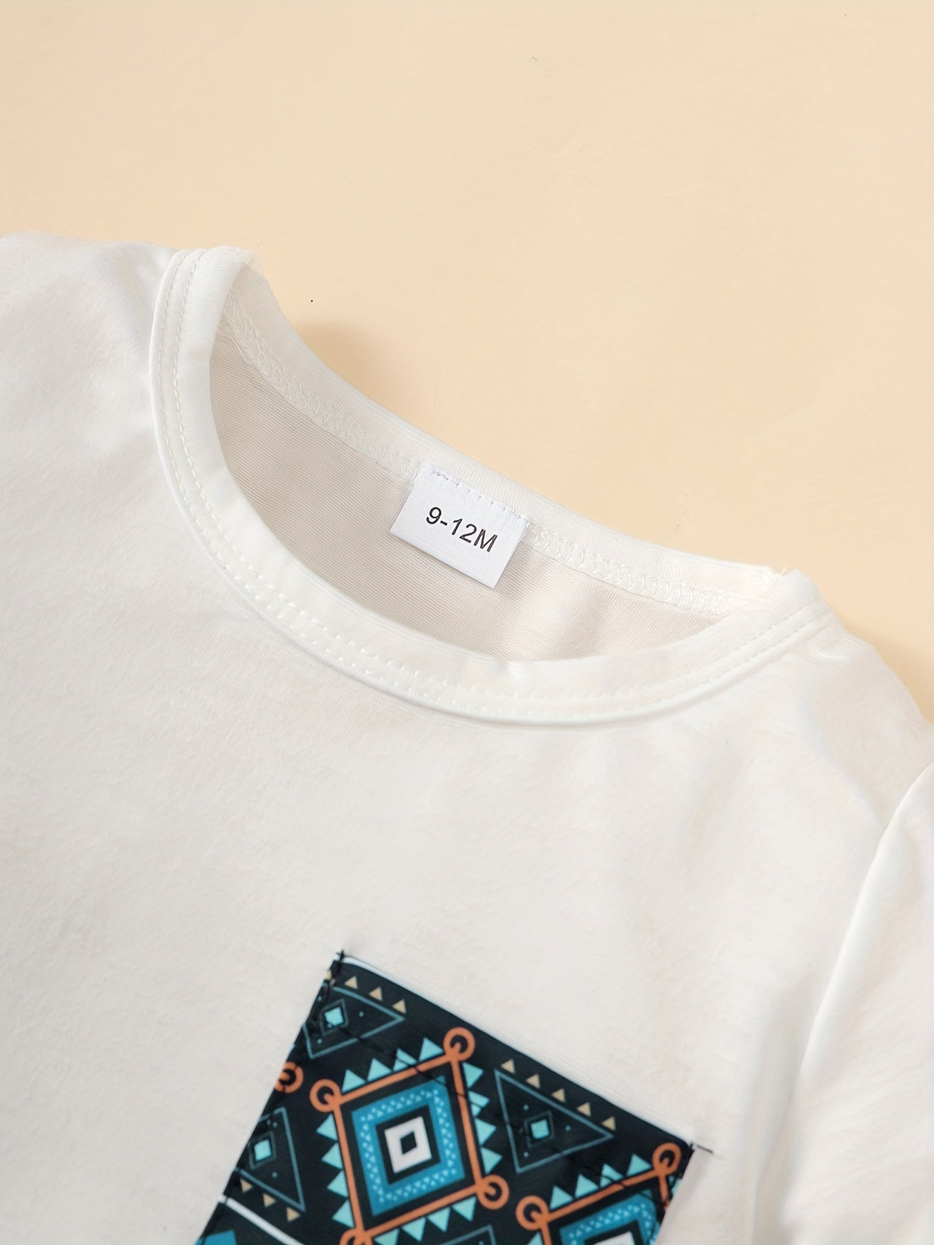 2pcs Boys Casual Set Toddlers Short Sleeve T shirt & Ethnic Geometrical Graphic