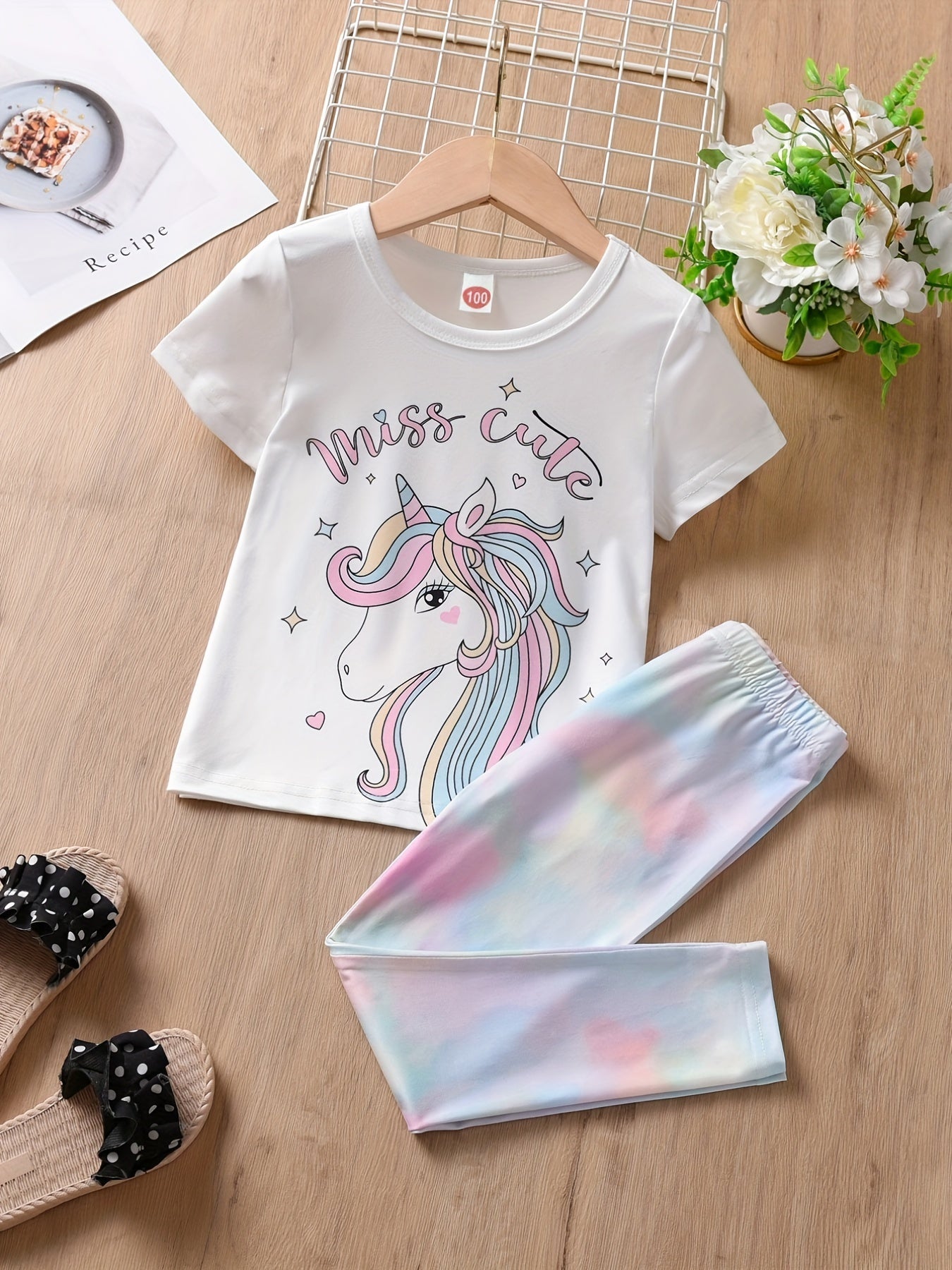 Toddler Girls Pajamas Set Cartoon Print Short Sleeve Top & Matching Pants