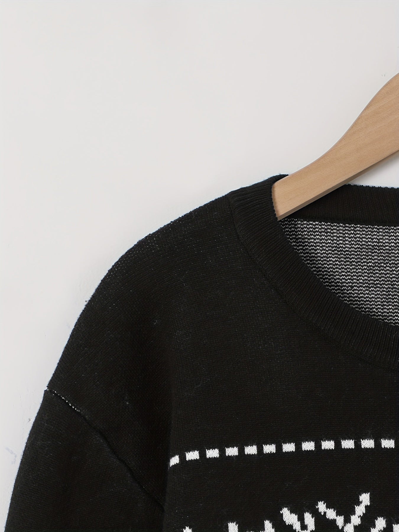  Christmas Reindeer & Geometric Print Long Sleeve Sweater