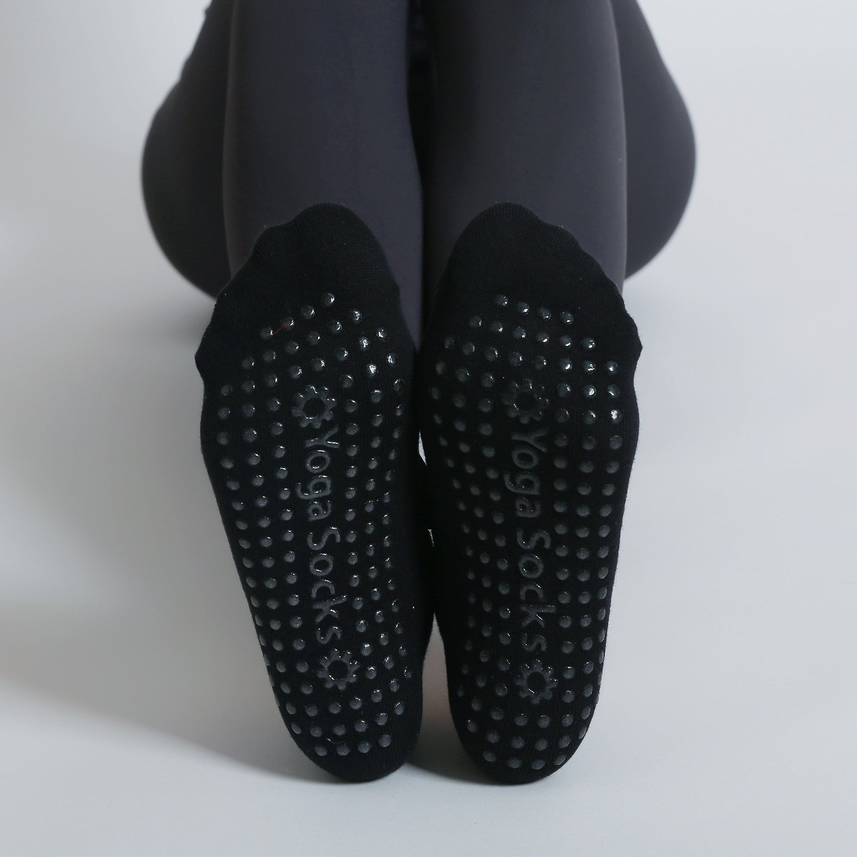 Comfy Non Slip Round Toe Yoga Socks