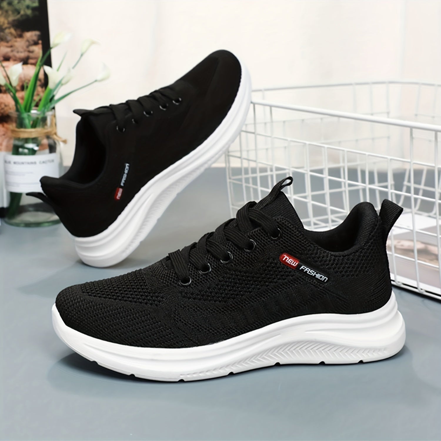 Women's Lightweight Mesh Sneakers Lace Up Soft Sole Sporty Shoes