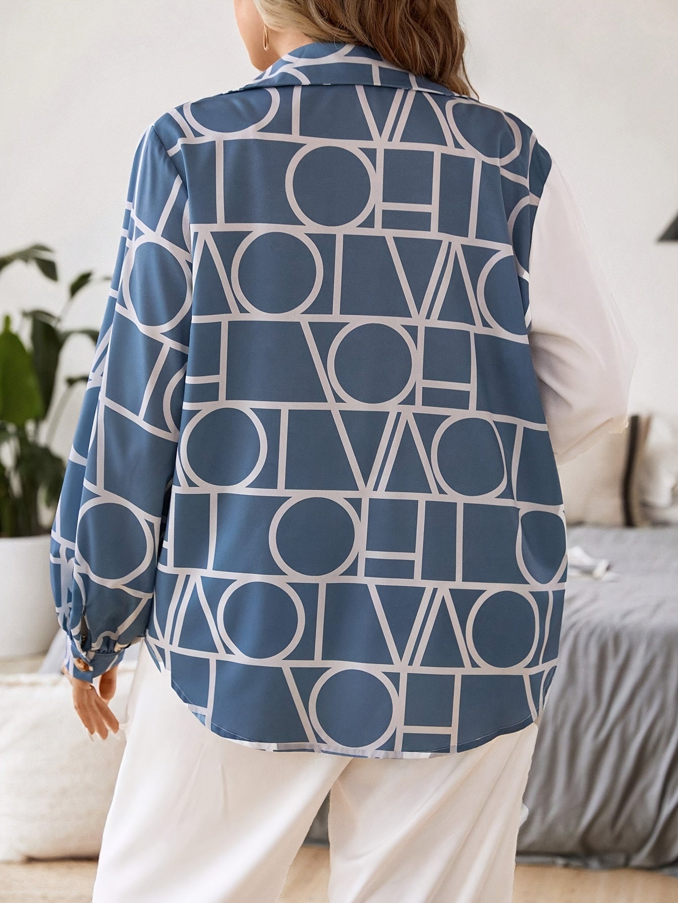  Colorblock Geometric Print Lantern Sleeve Blouse