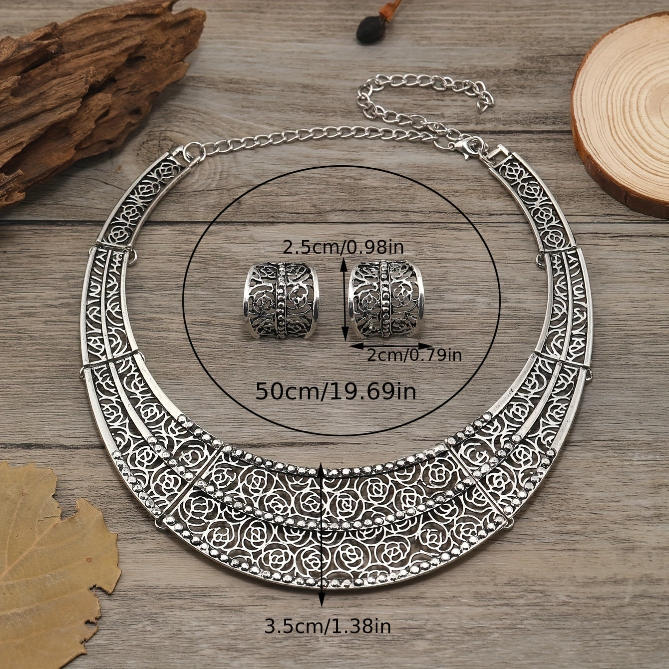 Vintage Style Hollow Jewelry Set with Choker Necklace & Stud Earrings