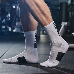 2 Pairs Crew Sports Socks Basketball Socks For Men