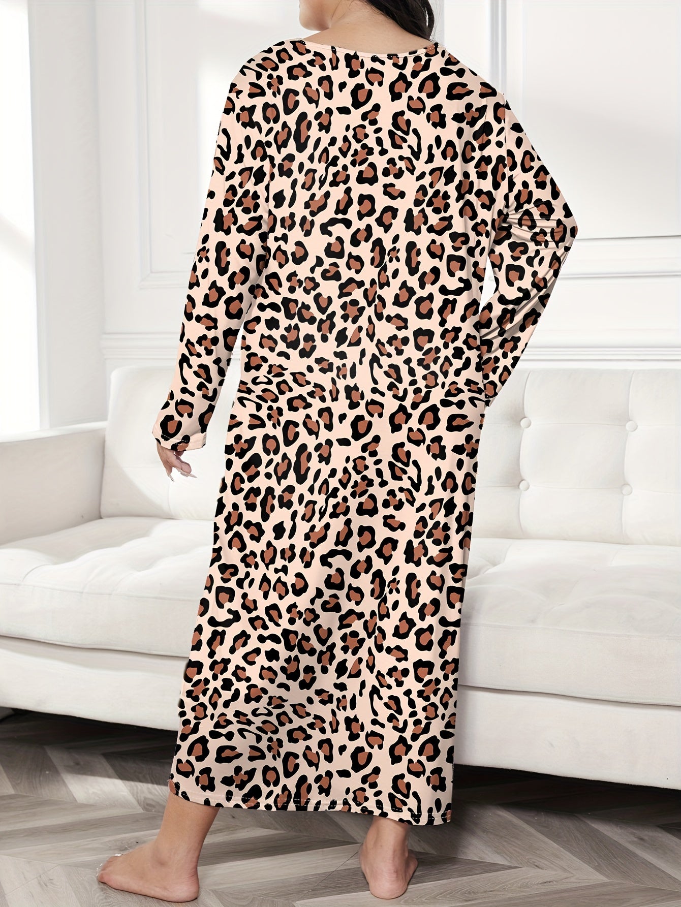  Leopard Print Long Sleeve Round Neck Nightdress