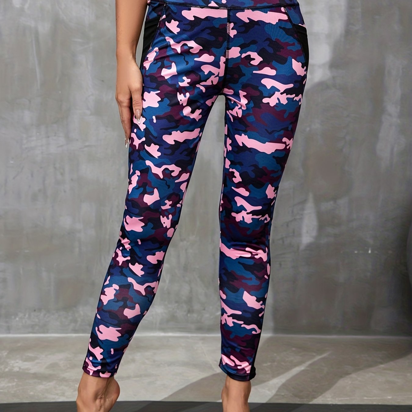 Women's Camo Print Butt Lifting Yoga Leggings Mesh Pocket Activewear