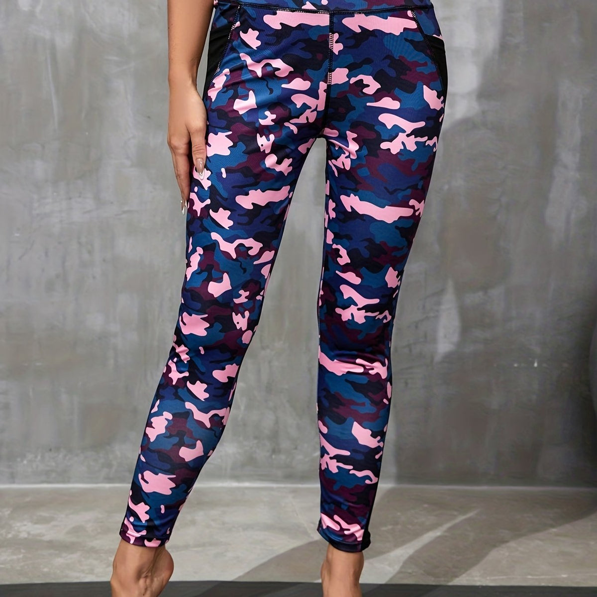 Women's Camo Print Butt Lifting Yoga Leggings Mesh Pocket Activewear