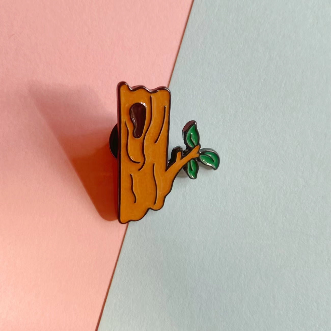 Animal Shaped Alloy Pins for Boys - Fun Holiday Gift