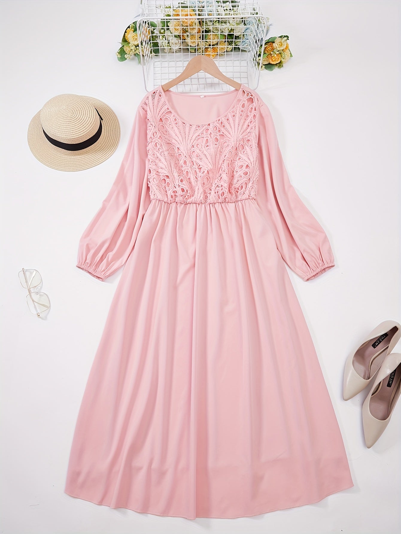  Women's Lace Sleeve Round Neck Dress