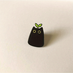 Aluminum Grass on Cat's Head Enamel Pin