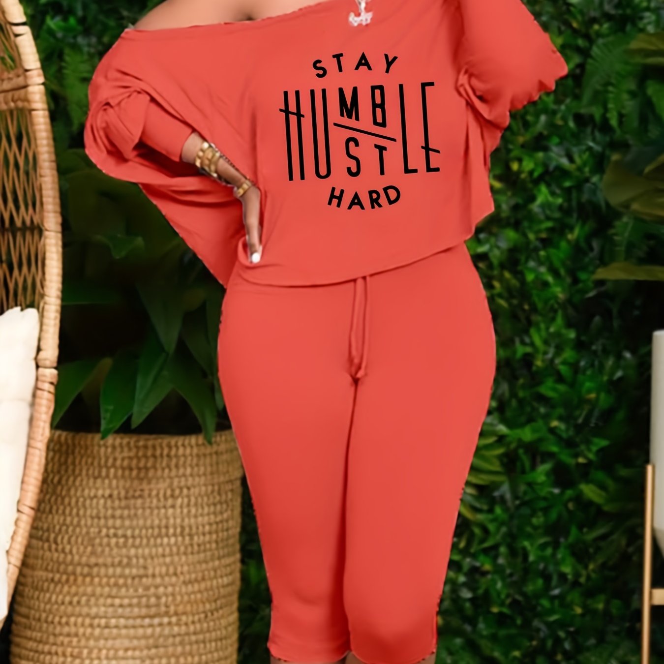 Letter Print Lounge Set Off Shoulder Top & Cropped