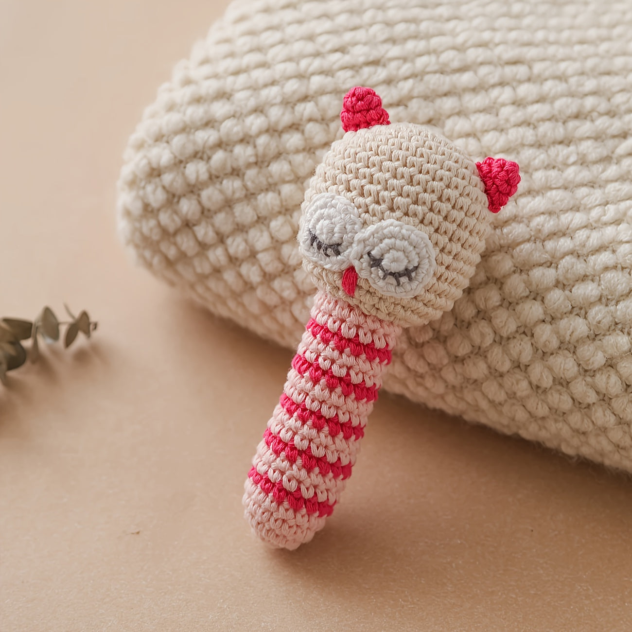 Crochet Owl Bell Toy Soft Nylon Sensory Stimulation Bead Eyes Pink Teething Toy