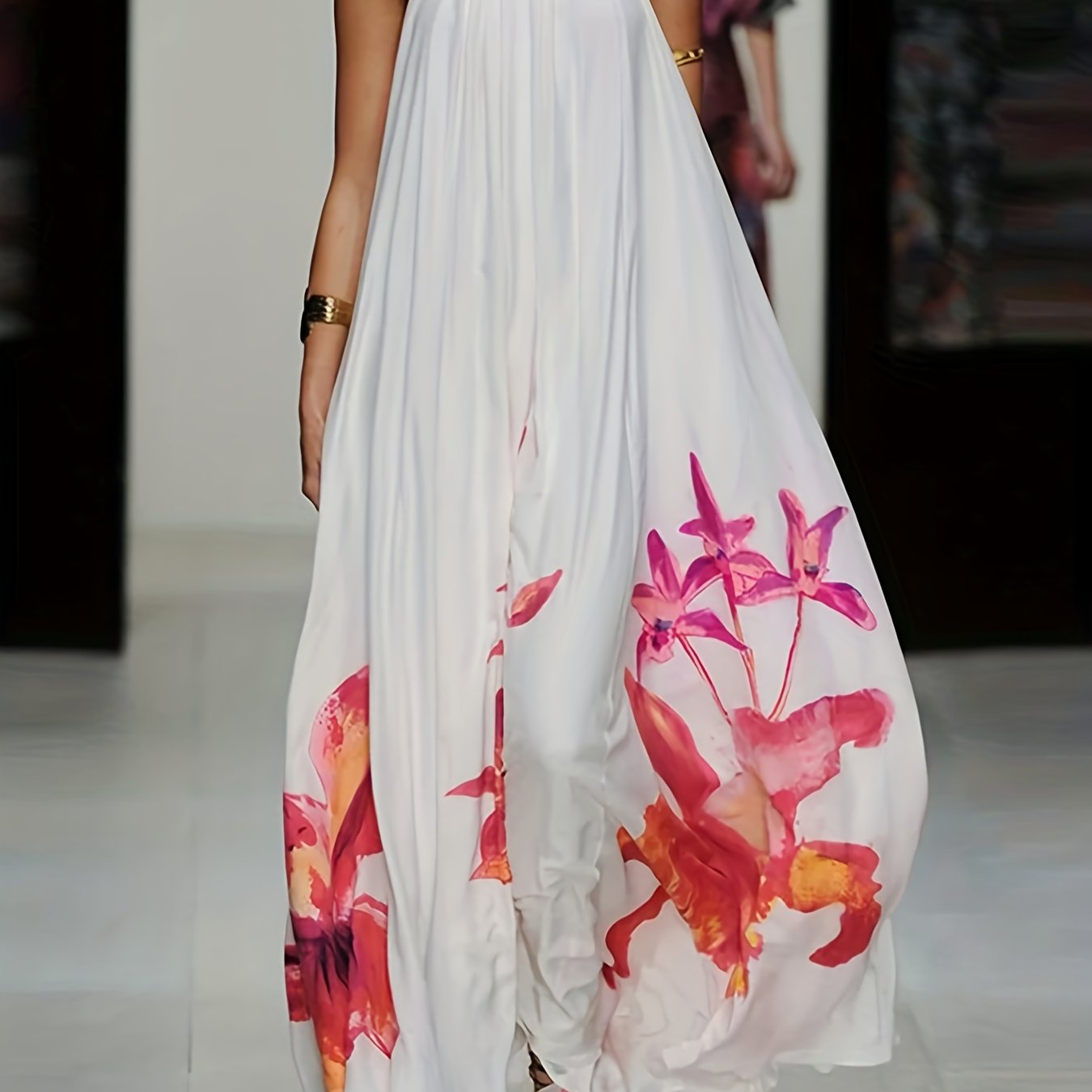 Floral Print Halter Neck Backless Maxi Dress