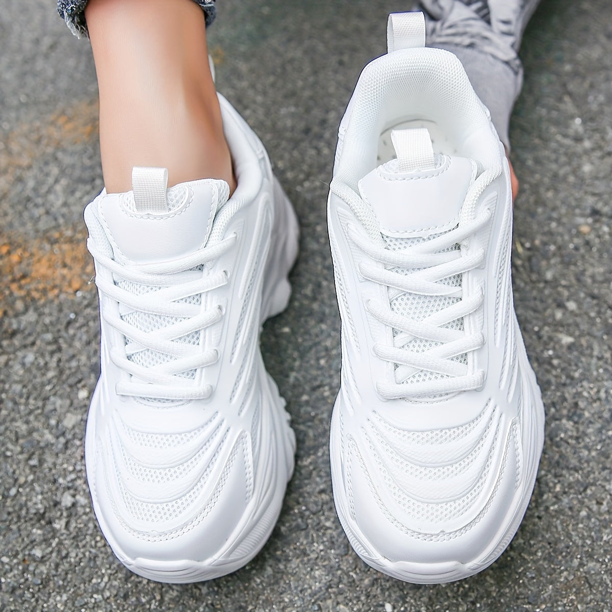 Non Slip Chunky Sneakers Lightweight Mesh Outdoor Running Shoes Women's