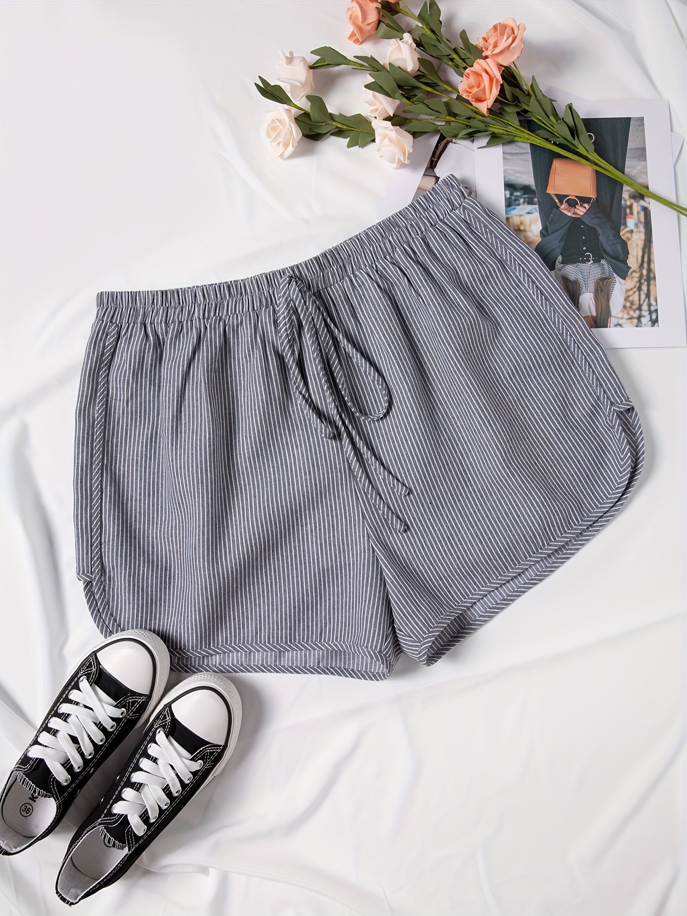  Stripe Print Elastic High Rise Stretch Shorts