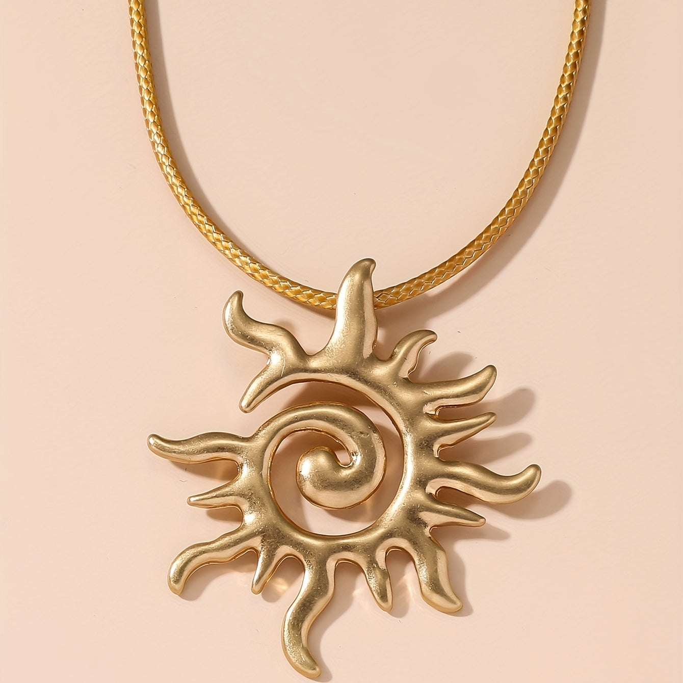 Golden Big Sun Pendant Necklace Vintage Style Neck Accessories