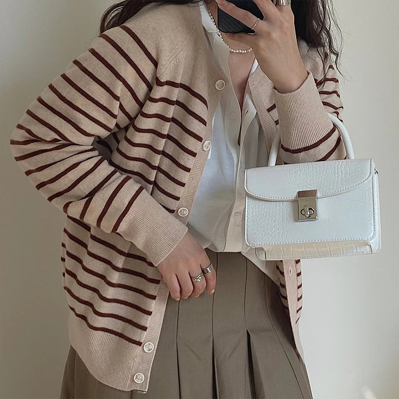 Crocodile Pattern Square Chain Shoulder Bag