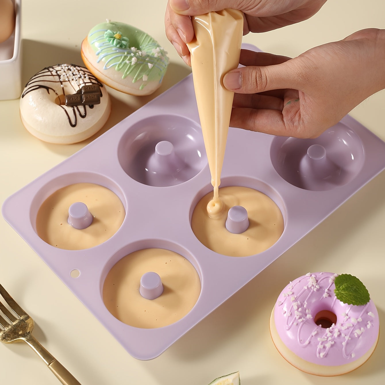 Silicone Donut Pan Non Stick Easy Clean BPA Perfect for Cake Biscuit Bagels Muff
