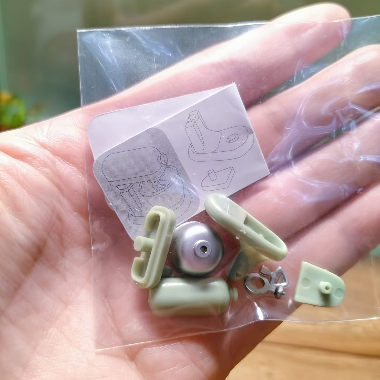 1pc Green Kitchen Mixer Dollhouse Furniture