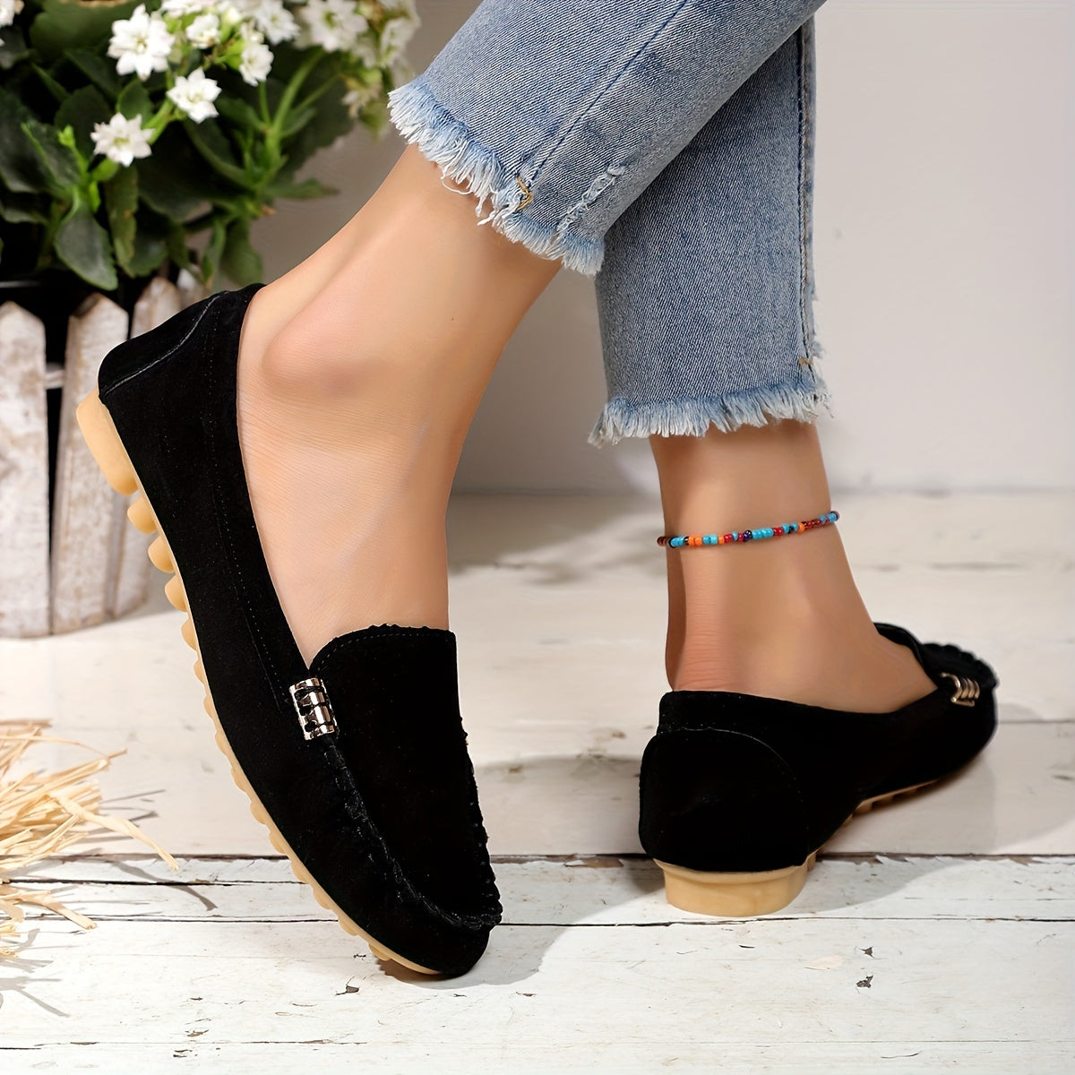 Women's Metal Decor Loafers Non Slip Slip On Walking Shoes Comfort Flat Shoes