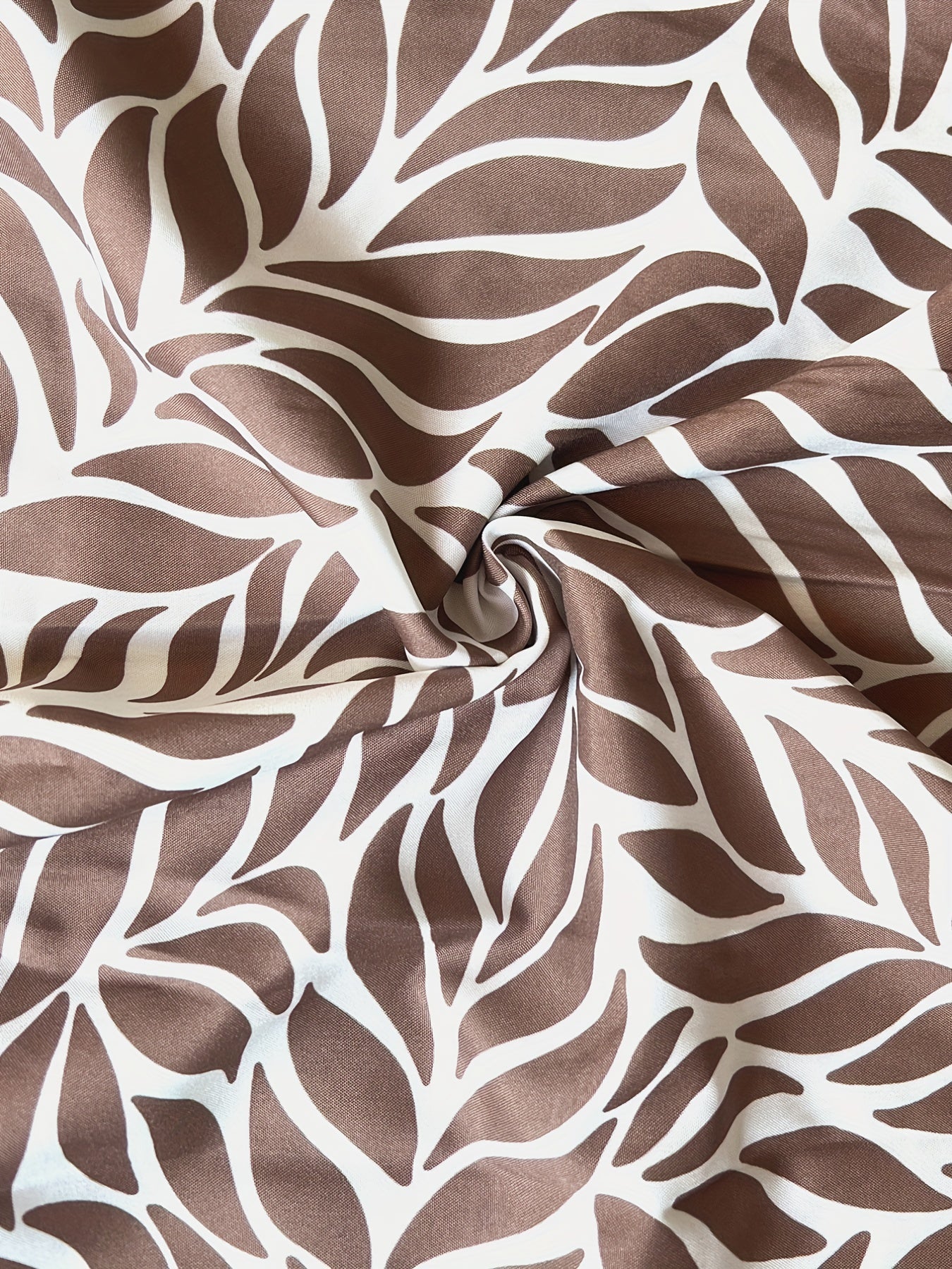  Allover Leaf Print Elastic Maxi Skirt