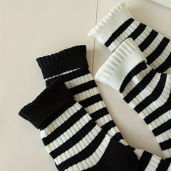 5 Pairs Striped Crew Socks Women's Stockings & Hosiery