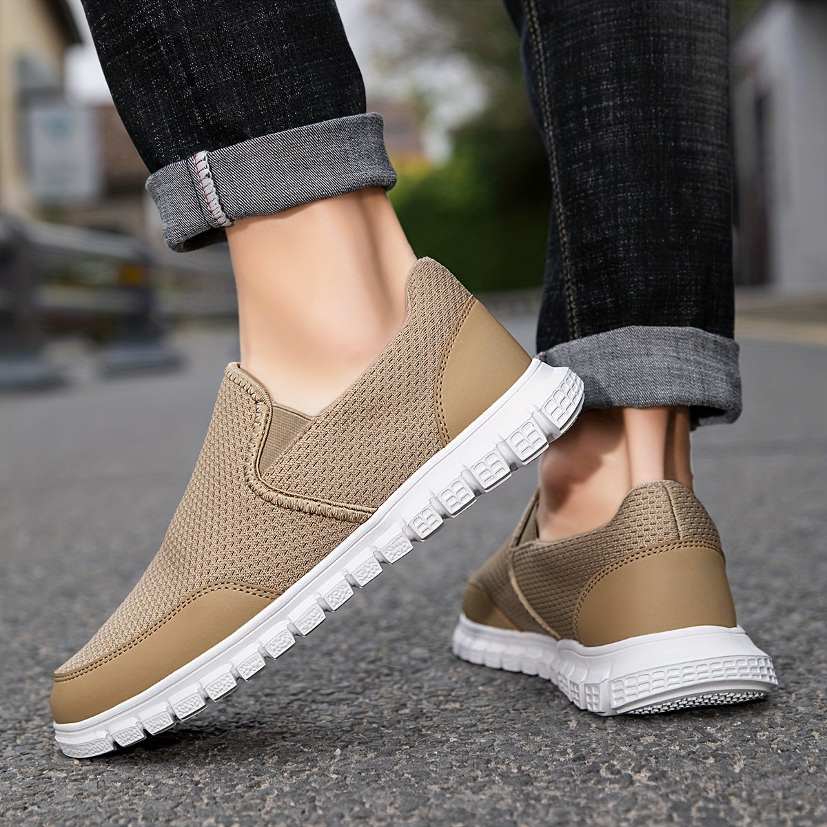Men's Slip on Sneakers Lightweight Athletic Shoes