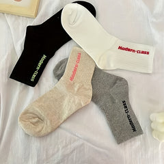 4 Pairs Letter Print Crew Sports Socks Women's Stockings