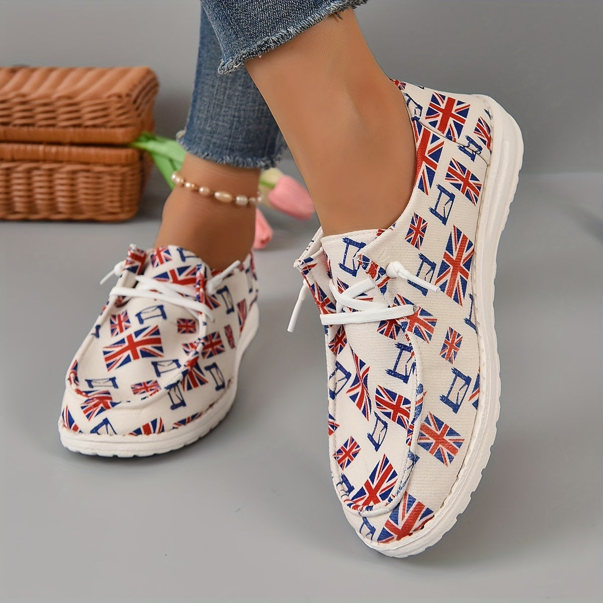 Women's Flag Print Canvas Shoes Casual Lace Up Outdoor Sneakers